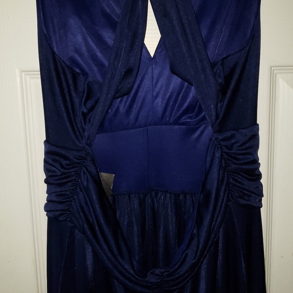 Prom dress - Picture 4 of 5